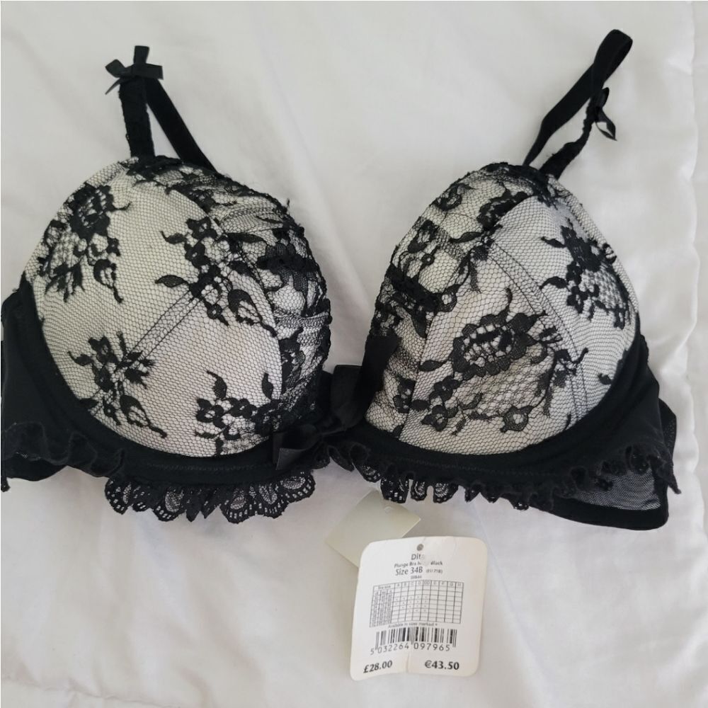 Ann Summers Dita Lace Plunge Bra Black & Ivory 34B